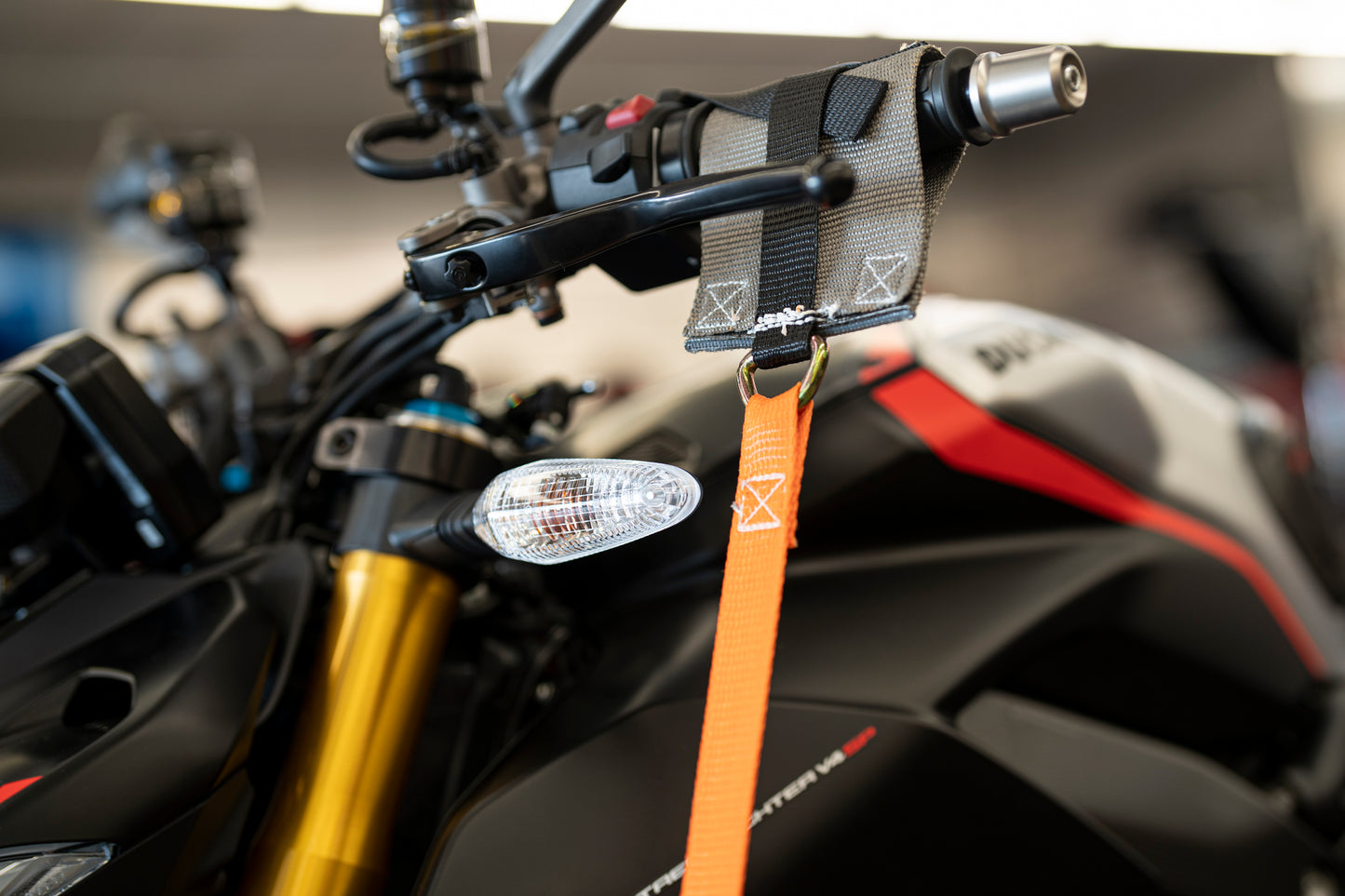 Cycle Cynch II - (built in tie down system)